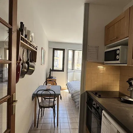 Apartment Centre-ville Avec Parking Et Animaux Acceptes - Fr-1-555-20 Aix-les-Bains